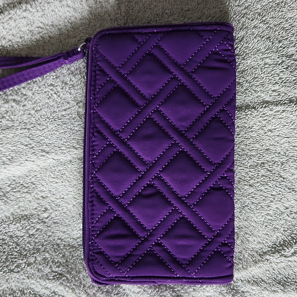Vera bradley wristlet - Picture 3 of 4